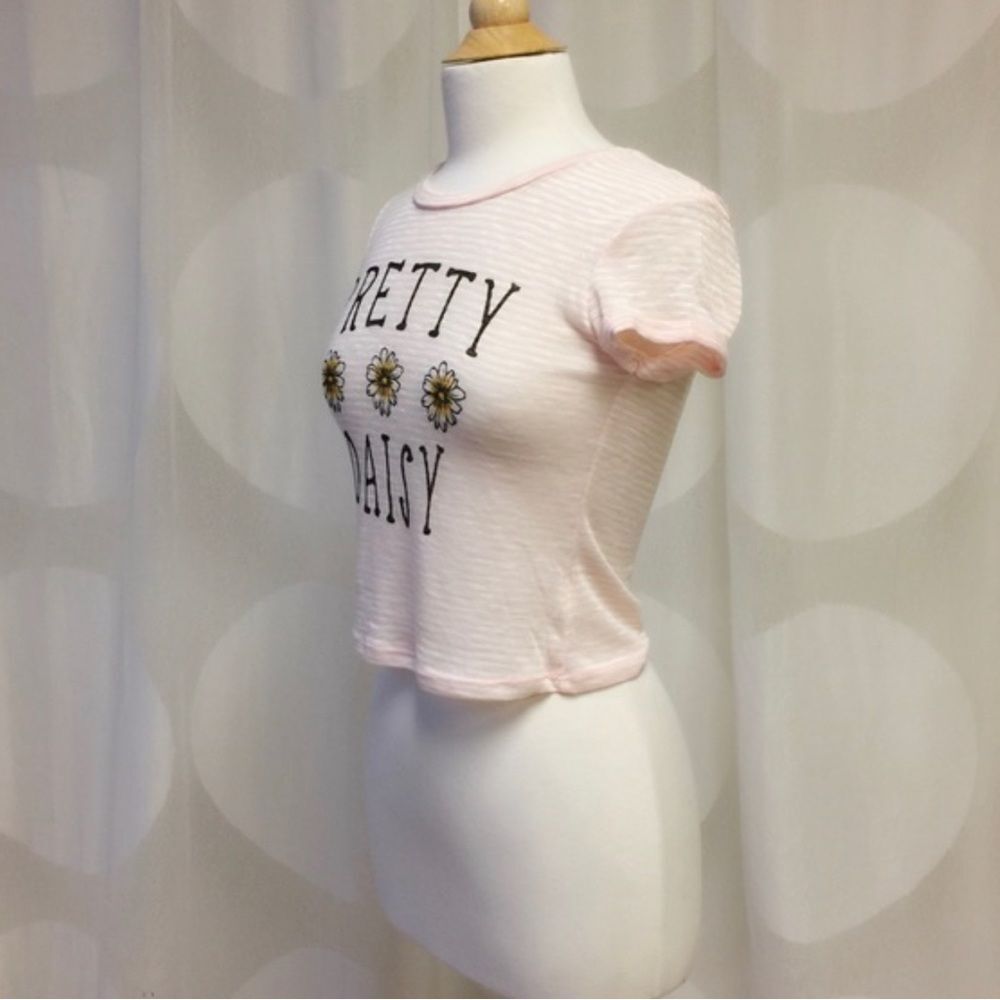 🚨CLEARANCE🚨 April Spirit Pink Daisy Crop Top-Size Small NWT - Picture 5 of 9
